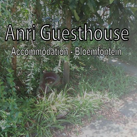 Anri Guesthouse Bloemfontein Exterior foto
